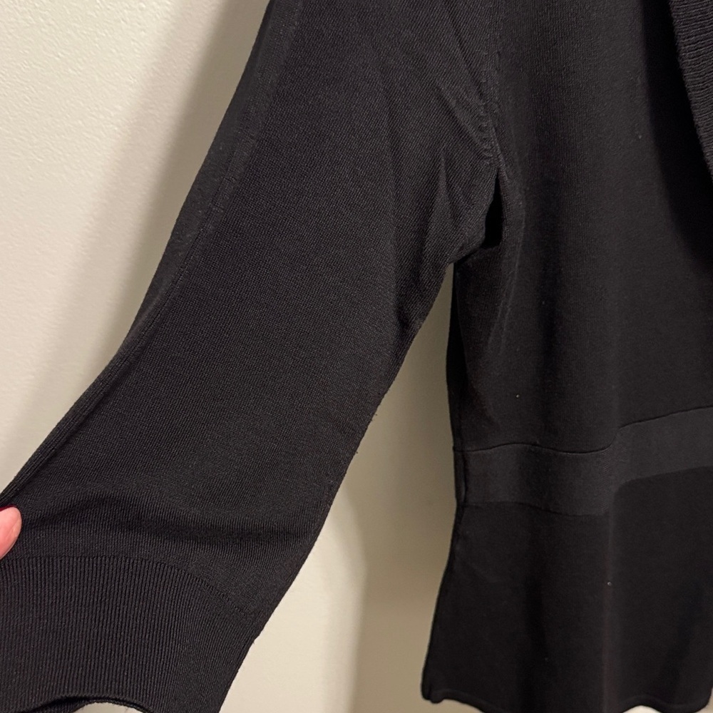 White House Black Market Black Women's Cardigan - Picture 3 of 6